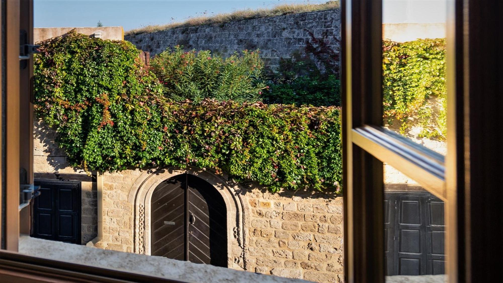 Kokkini Porta Rossa Hotel Rhodes City Bagian luar foto
